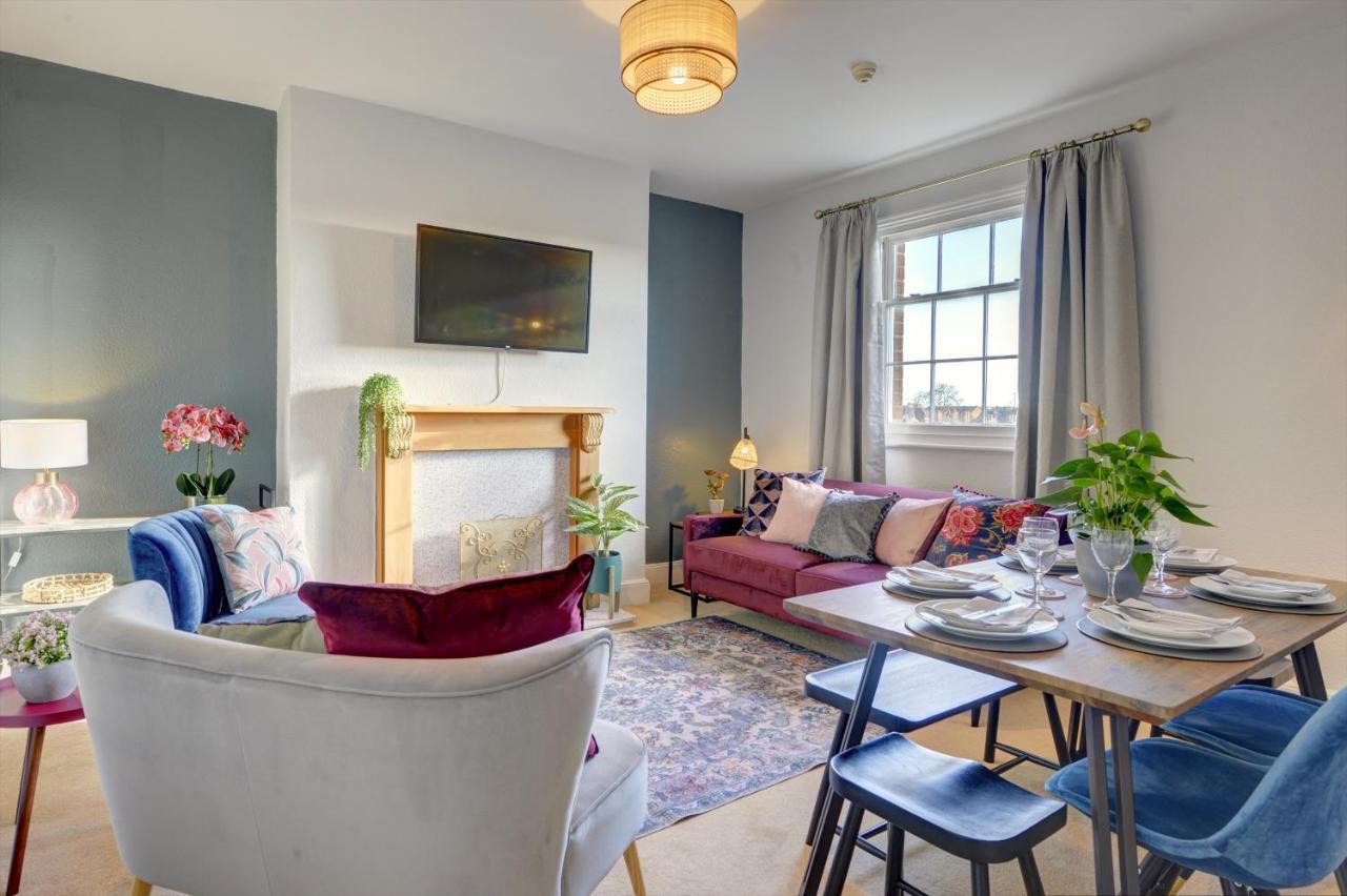 Regency Nest By Spa Town Property - Stylish 3 Bedroom Apartment On 2 Floors, Central Лимингтон Экстерьер фото